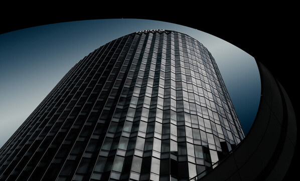 Photograph Masaki Yazaki Oval Stage on One Eyeland